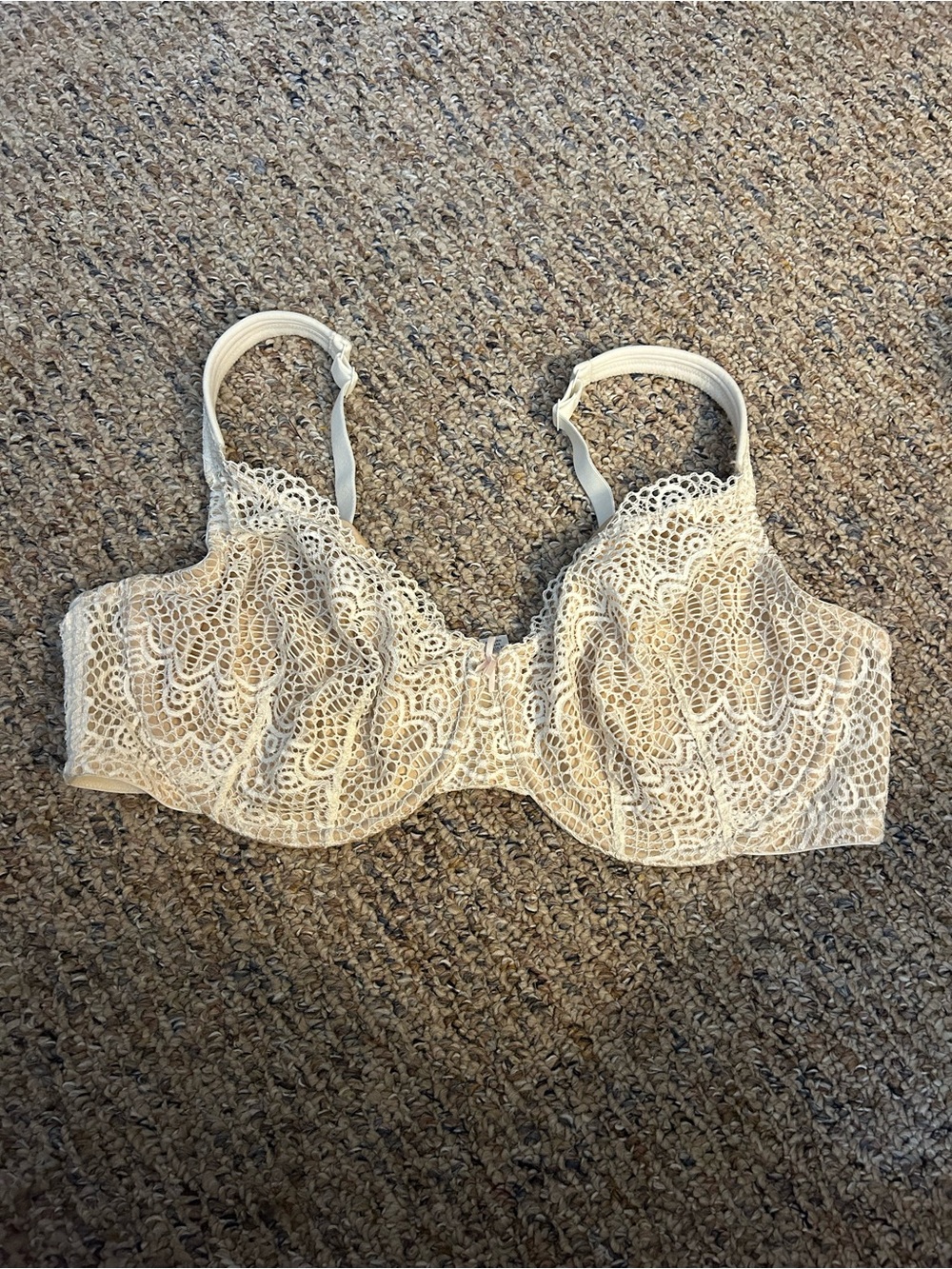Pretty summer Lacey Underwire Bra in Ivory 40D